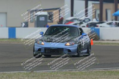 media/Dec-19-2025-Lucky Dog Racing (Fri) [[3b7b1b5fc8]]/Beginner/Session 2 Turn 1/